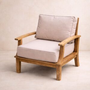 1 Ombar Teakwood Outdoor One-Seater Wave-Inspired Design